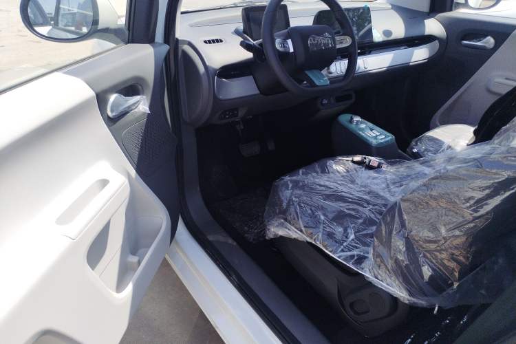 Used CHANGAN Lumin 2023 205km Xiangqin Version Interior 3