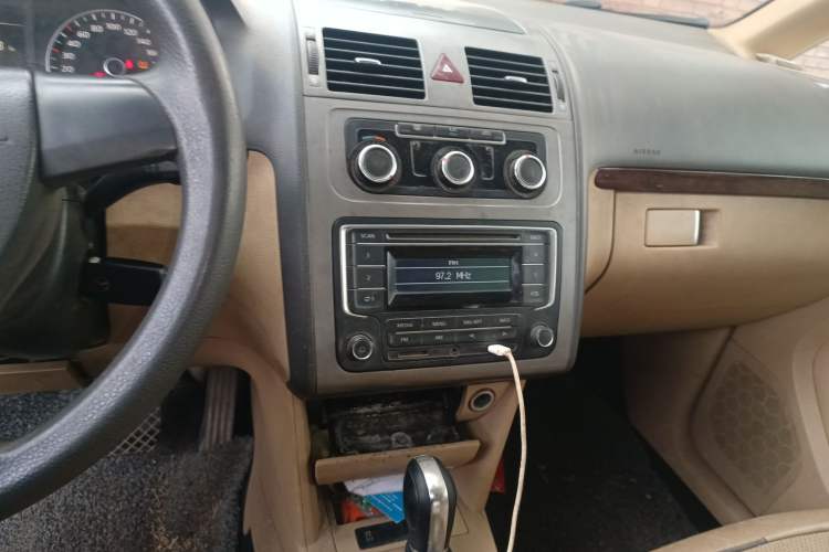 Used Volkswagen Touran 2013 1.4T DSG Comfort Edition 5-Seater
