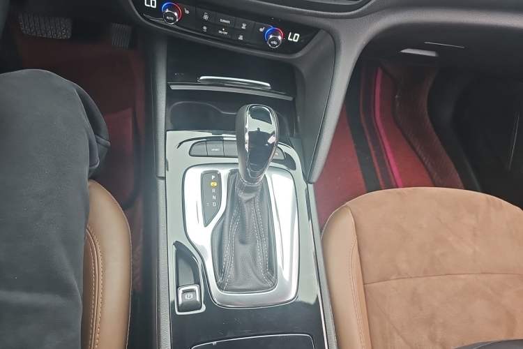 Used Buick Regal 2019 20T Elite Version China V Standard
