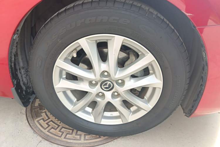 Used Mazda 3 Axela 2017 Sedan 1.5L Automatic Luxury Model Emission Standard China V