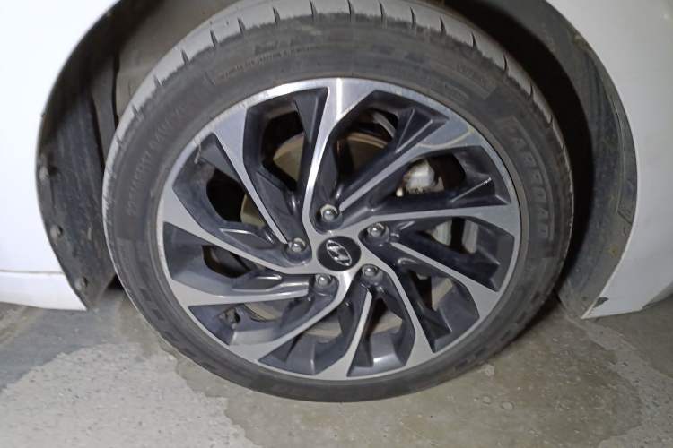 Used Hyundai Elantra (6th Generation / Lingdong) 2020 1.5L CVT Smart & Stylish – Elite Version