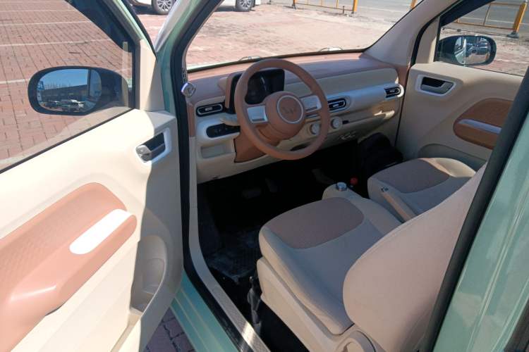 Used Wuling Hongguang MINIEV 2024 3rd Generation 215km Youth Edition
