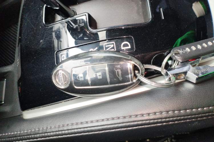 Used Nissan X-Trail 2019 2.5L CVT Smart Connect Luxury Edition 4WD Vehicle Key