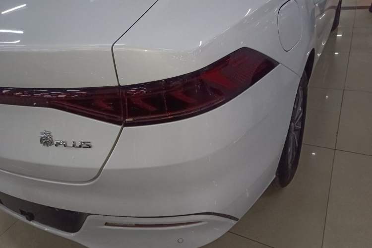 Used BYD Qin PLUS 2024 HONOR Edition DM-i 55KM Leading Model Exterior 3