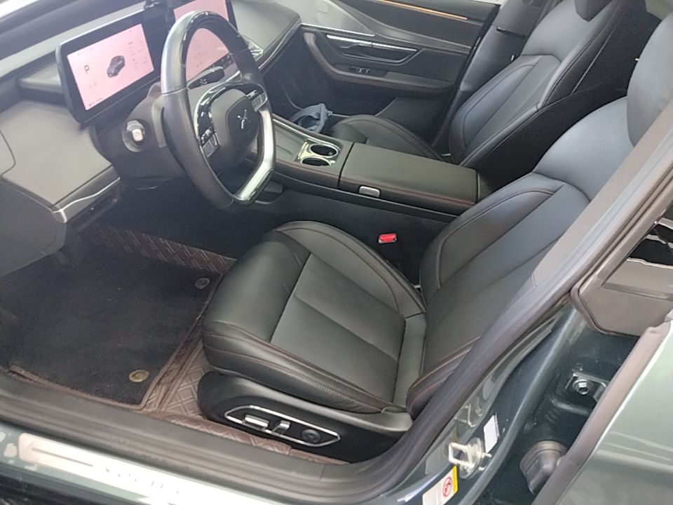 Vordere Reihe im Auto