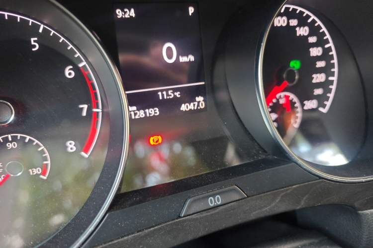 Used Volkswagen Golf Sportsvan 2016 280TSI Automatic Luxury Model