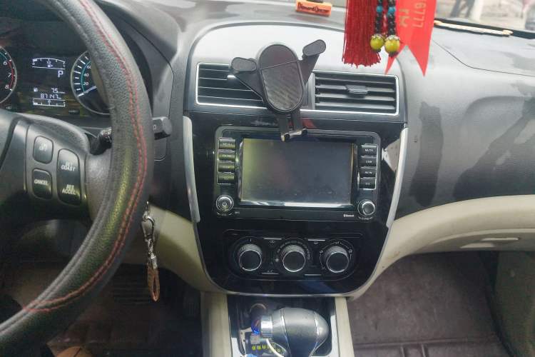 Used FORTHING Joyear XV 2016 1.6L CVT Comfort Model