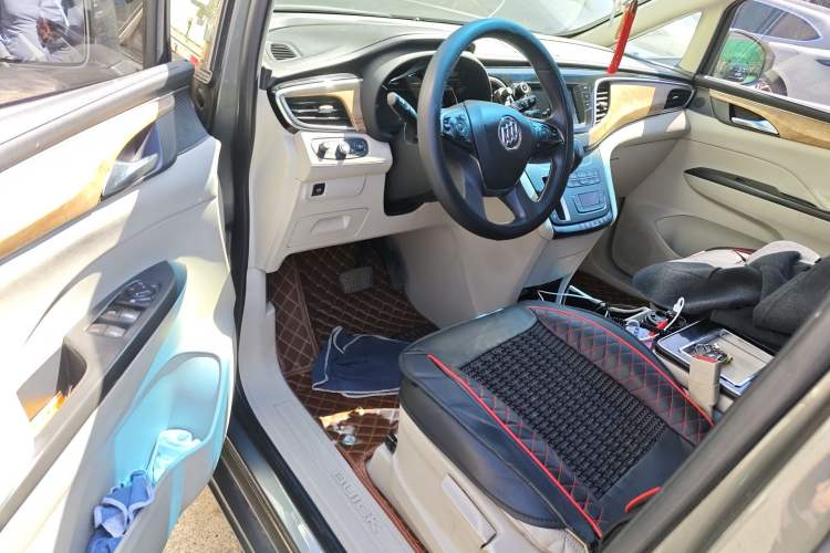 Used Buick GL8 2017 ES 28T Comfort Model China V Standard Driver Seat