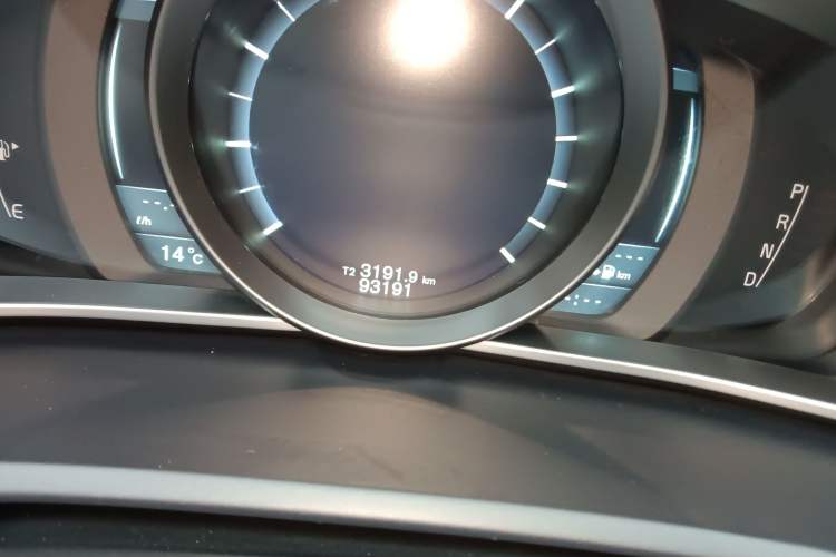 Used Volvo V40 2014 2.0T Zhiya Edition