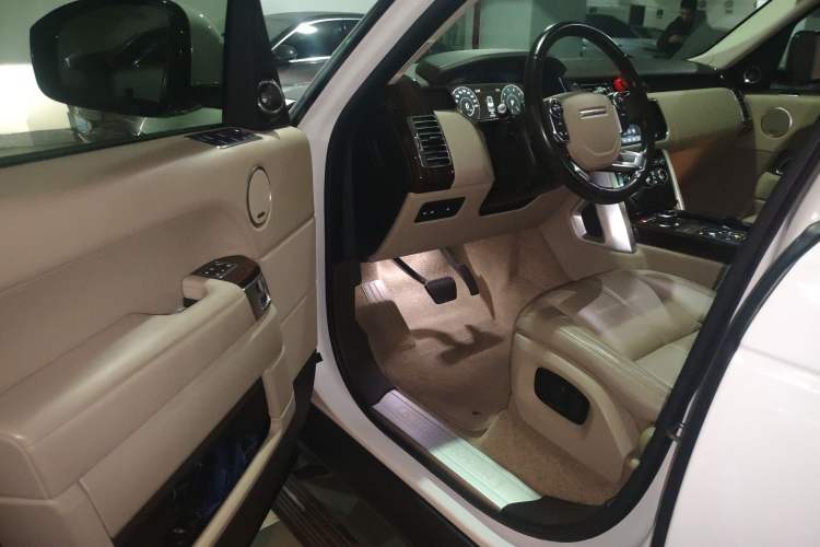 Used Land Rover Range Rover 2017 3.0 SC V6 Vogue