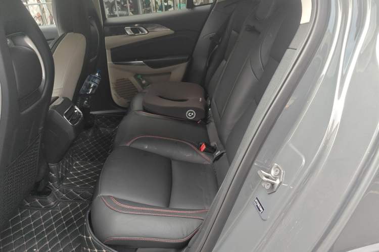 Used Lynk & Co 02 2019 1.5T DCT Two-Wheel Drive Shine Pro Edition China VI Standard
