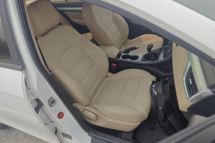 Used Geely Auto Emgrand 2018 1.5L Manual Luxury Model
