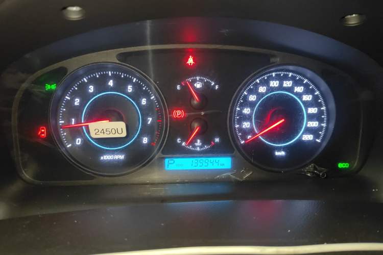 Used Chevrolet Captiva 2014 2.4L 4x4 Flagship Edition 7 Seats
