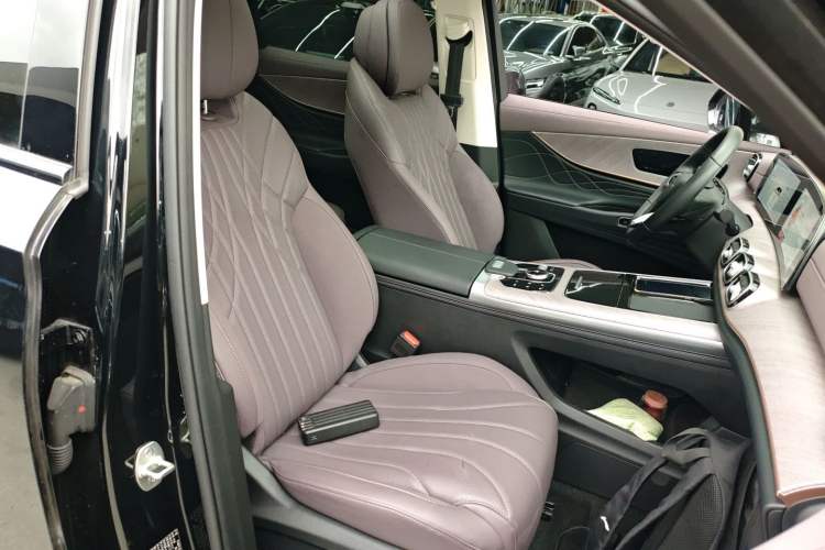 Used Chery Tiggo 9 C-DM 2025 1.5T 106KM Enjoy Edition 5 Seats Lithium-Ion Battery Right Front Seat