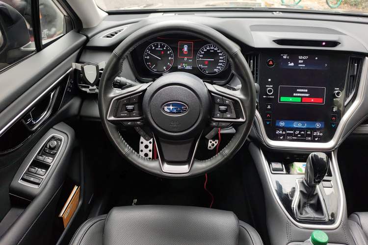 Used Subaru Outback 2021 2.5i Flagship Edition EyeSight Steering Wheel