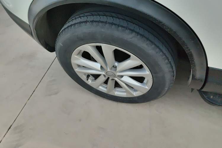 Used Nissan Qashqai 2016 2.0L CVT Elite Edition Right Rear Wheel Hub