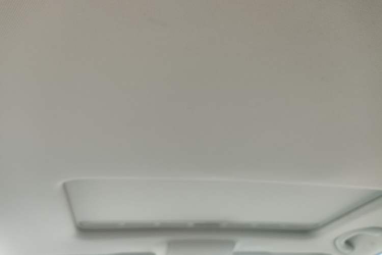 Used Volkswagen Lavida 2015 1.6L Automatic Comfort Edition Headliner