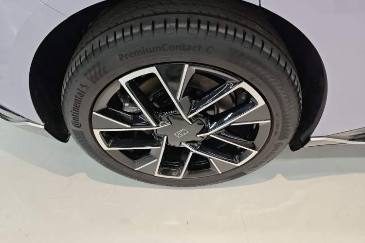 Used Avatr 06 2025 Max Extended-Range Edition
