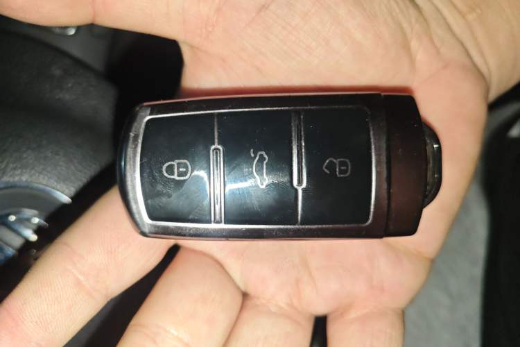 Used Volkswagen FAW-Volkswagen CC 2015 1.8TSI Luxury Model