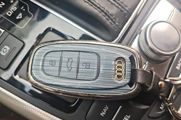 Used Audi A6L 2018 30th Anniversary Edition 35 TFSI Fashion Model