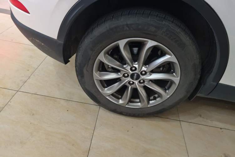 Used Lincoln Corsair 2021 2.0T Two-Wheel Drive Deluxe Edition