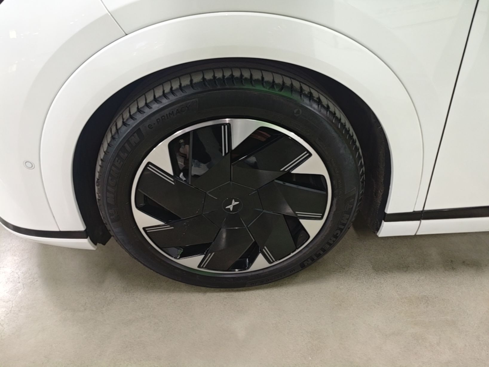 XPeng X9 2024 640 All-Wheel Drive High-Performance Max — снимка 10