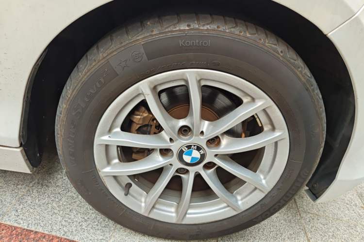 Used BMW 1 Series 2016 118i Leading Model Right Front Wheel Hub