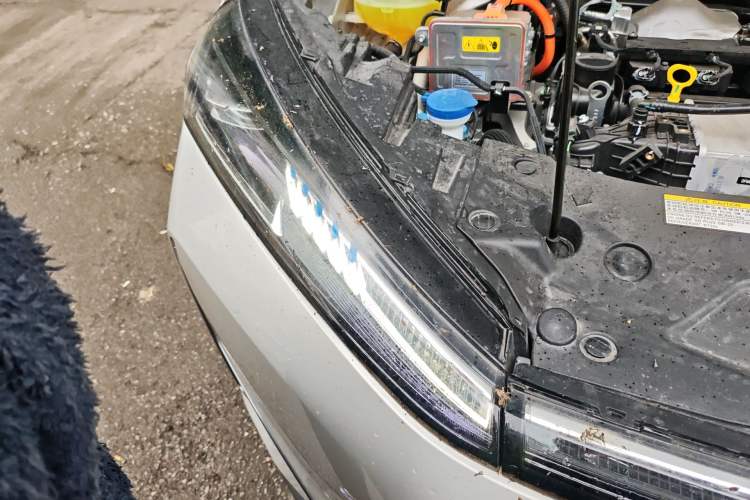 Used Dongfeng Aeolus L7 New Energy 2025 205 Ultra-Long Range Indulgence Version Right Front Headlight