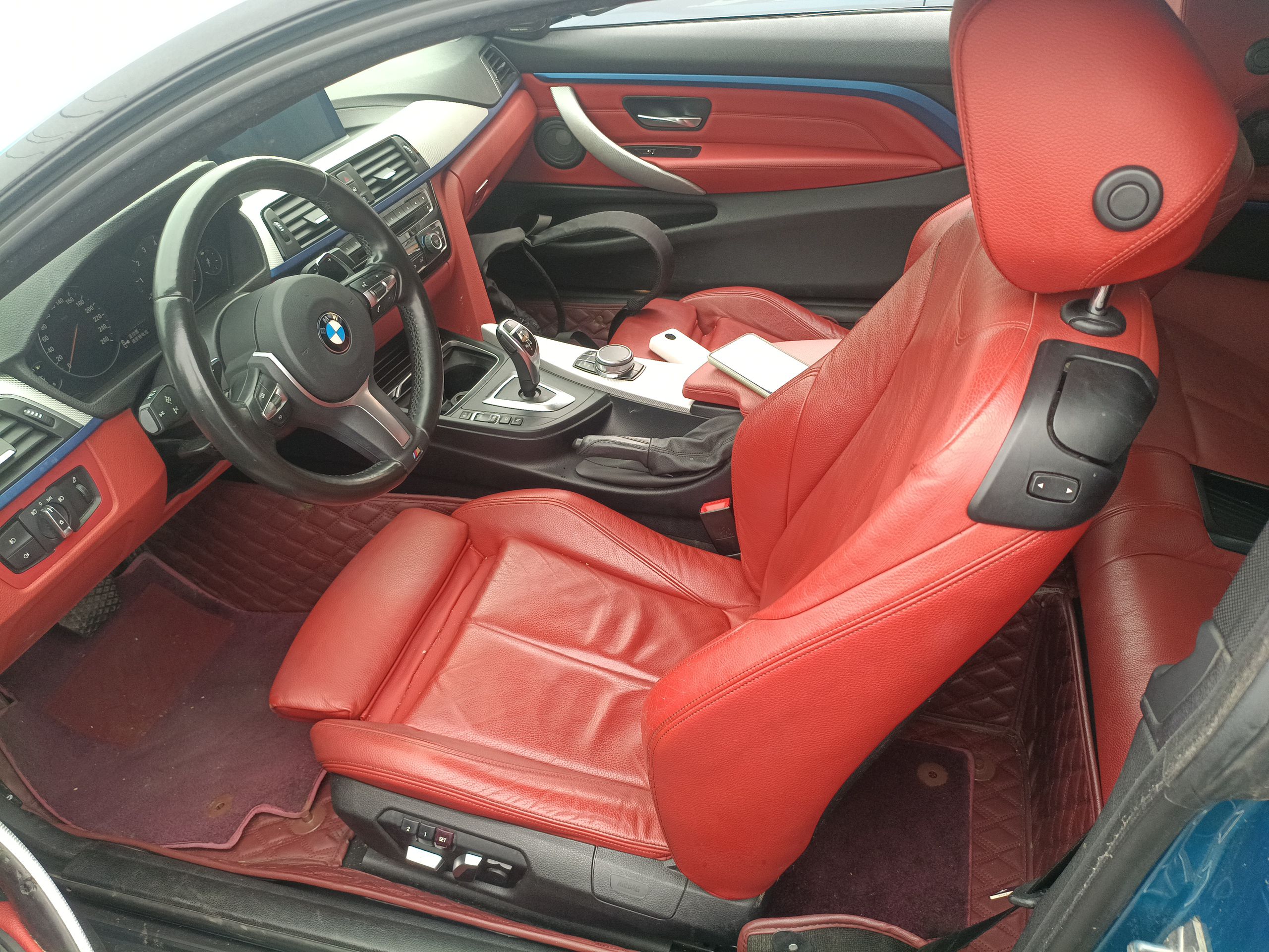 Interior delantero