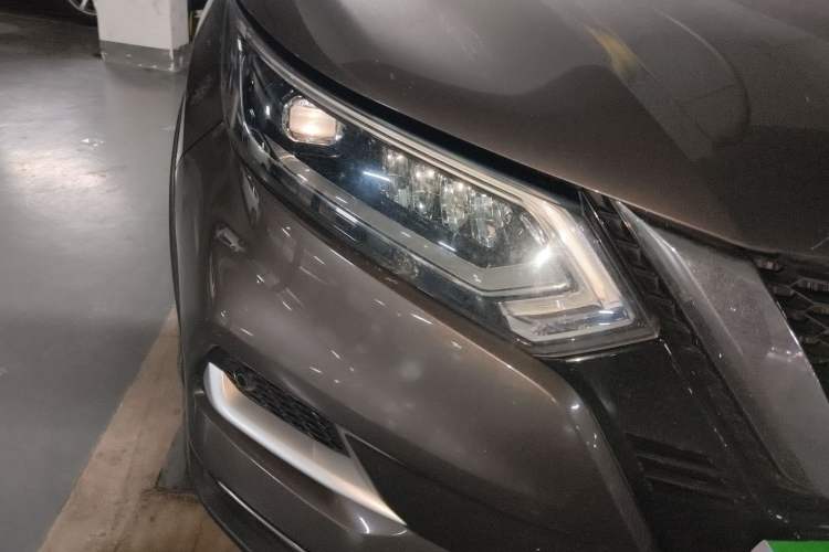 Used Nissan Qashqai 2022 2.0L CVT XV Premier Luxury Edition
