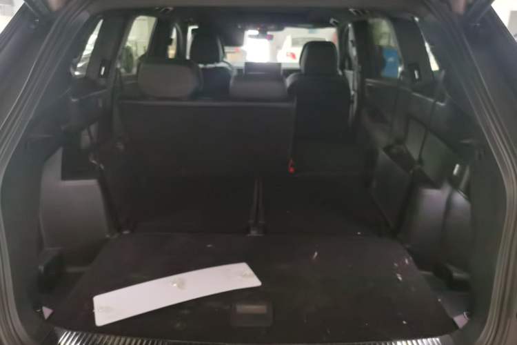 Used Volkswagen Teramont 2025 Tiguan Pro 450TSI Four-Wheel Drive Summit Edition
