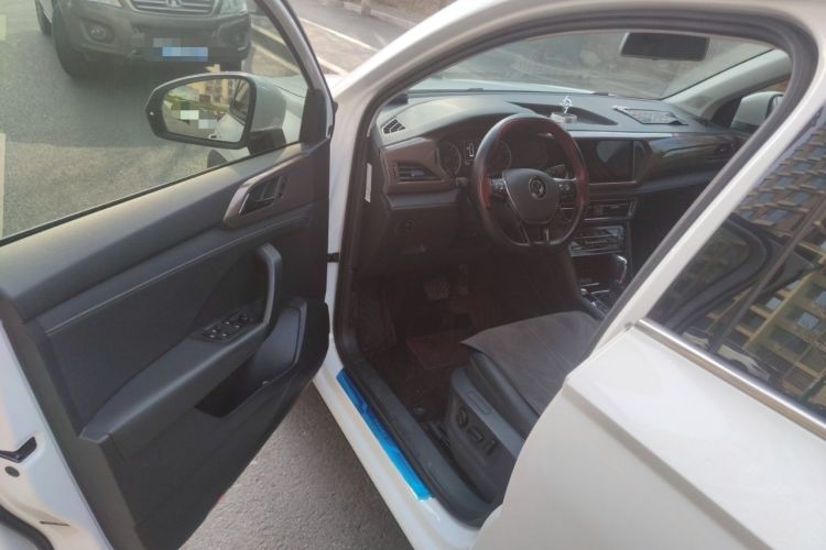 Used Volkswagen Tharu 2021 280TSI Two-Wheel-Drive Luxury Plus Edition Driver Seat