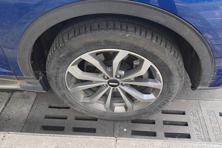 Used Wey VV6 2018 2.0T Two-Wheel-Drive Ultra-Luxury Version China V Standard