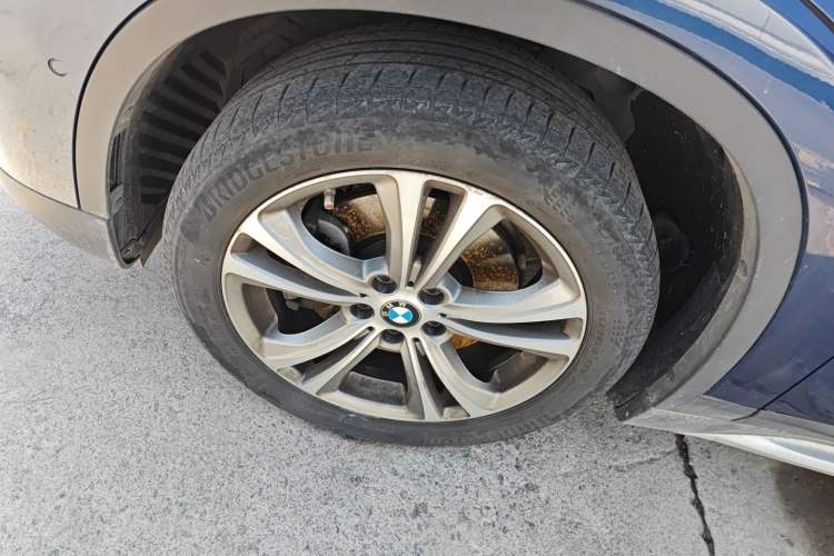 Used BMW X1 New Energy 2020 xDrive30Le Premium Edition Left Front Wheel Hub