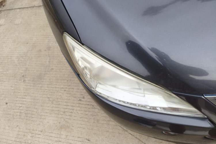 Used Nissan Sylphy 2012 1.8XL CVT Luxury Edition Right Front Headlight