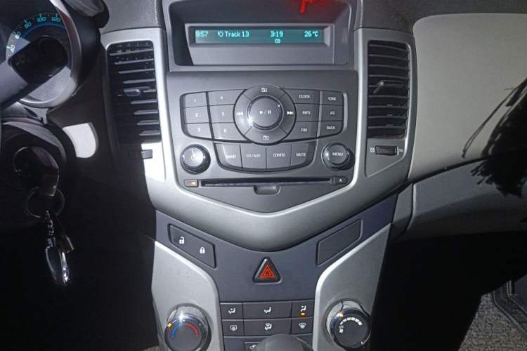 Used Chevrolet Cruze 2011 1.6L SL Grand Touring Edition Automatic
