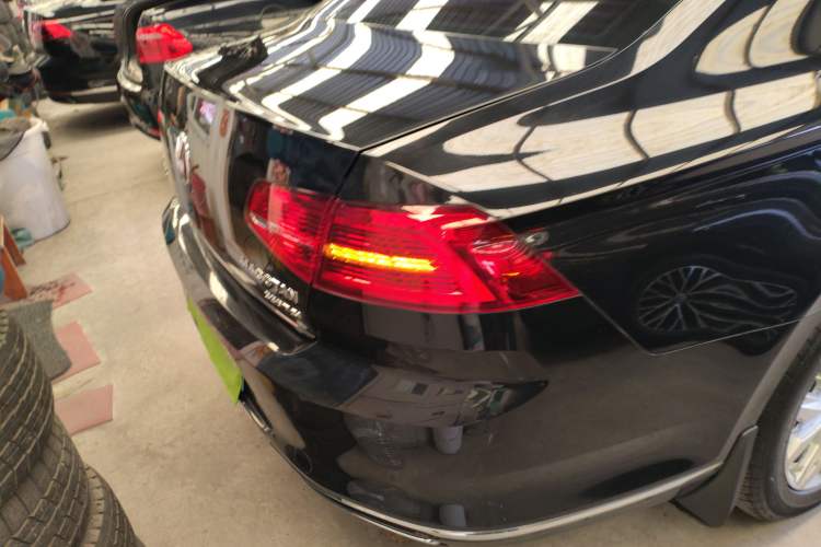 Used Volkswagen Magotan 2018 330TSI DSG Luxury Model Exterior 3