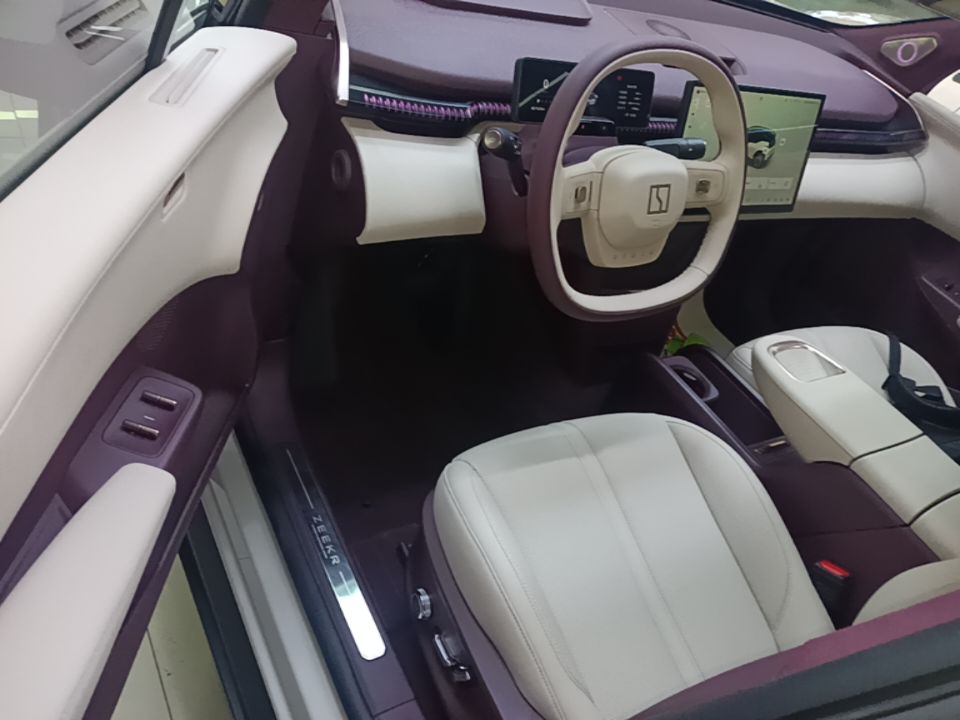 Zeekr X 2025 5-Seater Rear-Drive Version — снимка 18