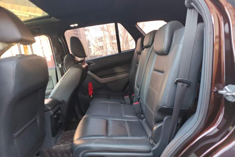 Used Ford Everest 2017 2.0T Gasoline Automatic 4x4 Luxury Edition 7 Seats