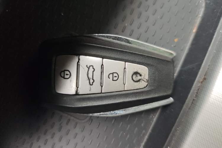 Used Geely Auto Preface 2021 2.0TD Flagship Edition Vehicle Key