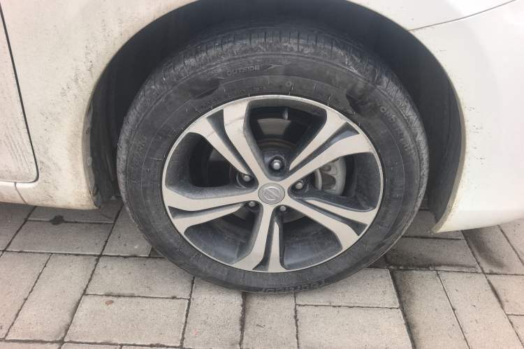 Used Nissan Tiida 2020 1.6L CVT Smart Drive Edition Right Front Wheel Hub