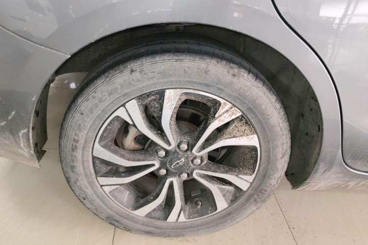 Used Chevrolet Monza 2019 RS 330T Automatic Comfort Edition China VI Standard Right Rear Wheel Hub