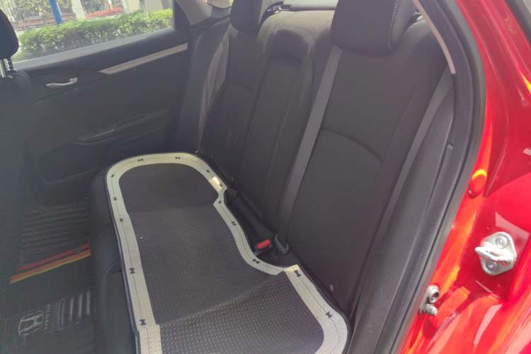 Used Honda Civic 2016 220TURBO CVT Luxury Edition Left Rear Seat