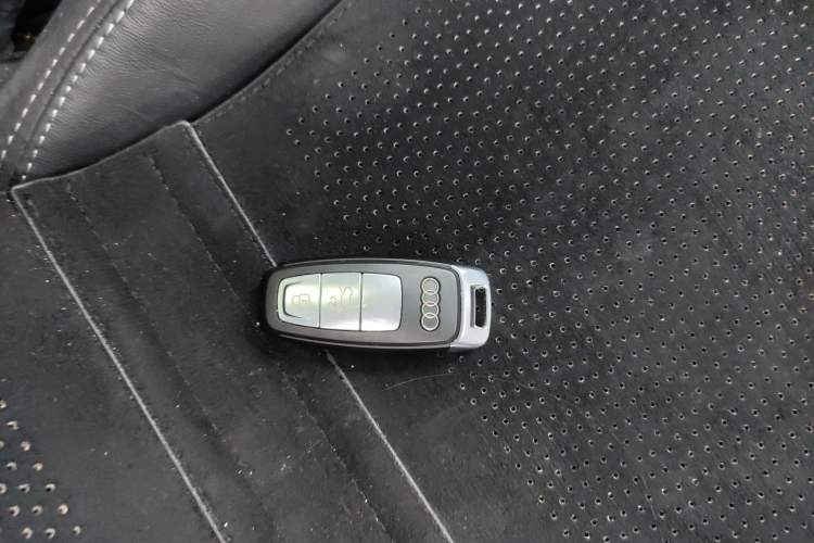 Used Audi A6L 2021 40 TFSI Luxury Dynamic Edition Vehicle Key