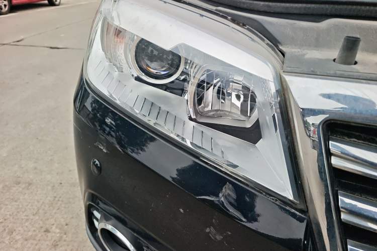 Used Haval H6 2015 Revised Version Sport Edition 1.5T Manual Transmission Two-Wheel Drive Elite Grade