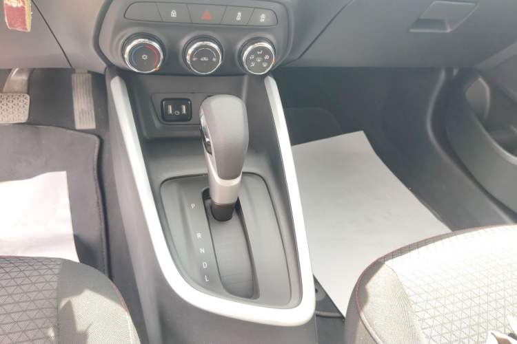 Used Chevrolet Cavalier 2020 Redline 325T Automatic Xinshang Edition China VI Standard
