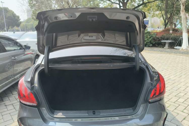 Used MG 5 2021 180 DVVT CVT Youth Luxury Edition