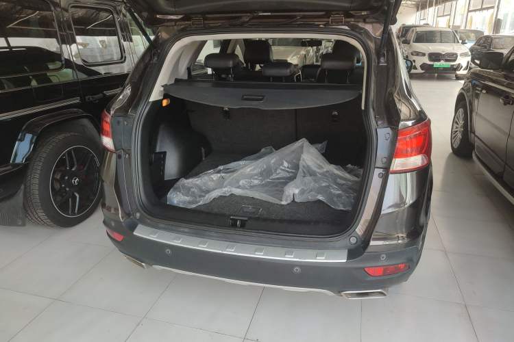 Used Dongfeng Aeolus AX7 2016 2.0L Automatic Zhiyi Trim