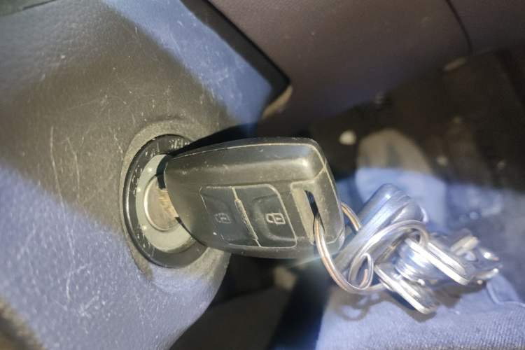 Used Wuling Hongguang V 2022 1.5L Enjoy Edition Electric-Powered LAR
