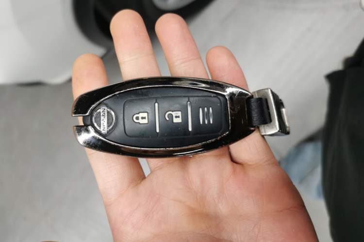 Used Nissan X-Trail 2019 2.0L CVT Smart Connect Comfort Edition 2WD